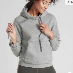 Athleta fleece lined pull over xs